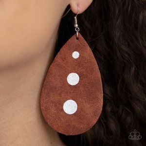 PAPARAZZI EARRINGS
